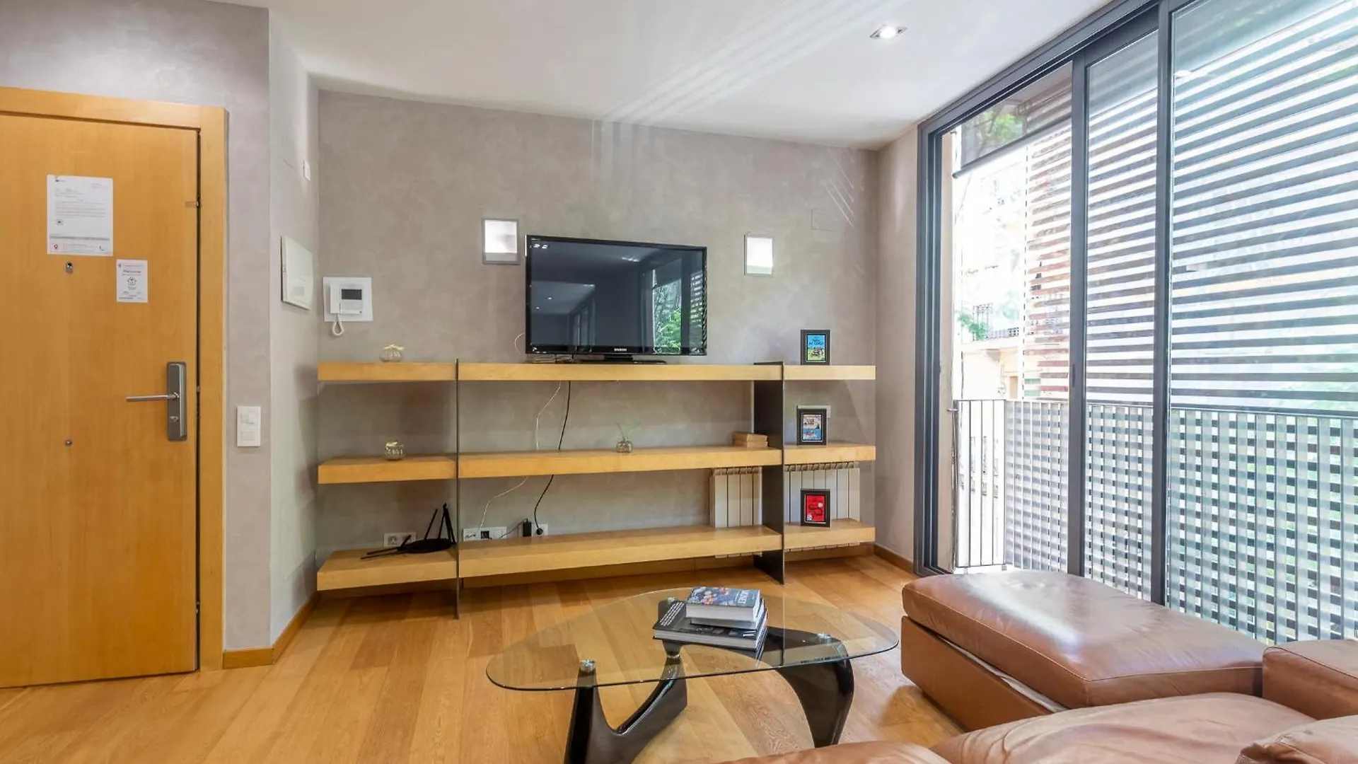 Apartment Barcelona Rentals - Gracia Pool Apartments Center