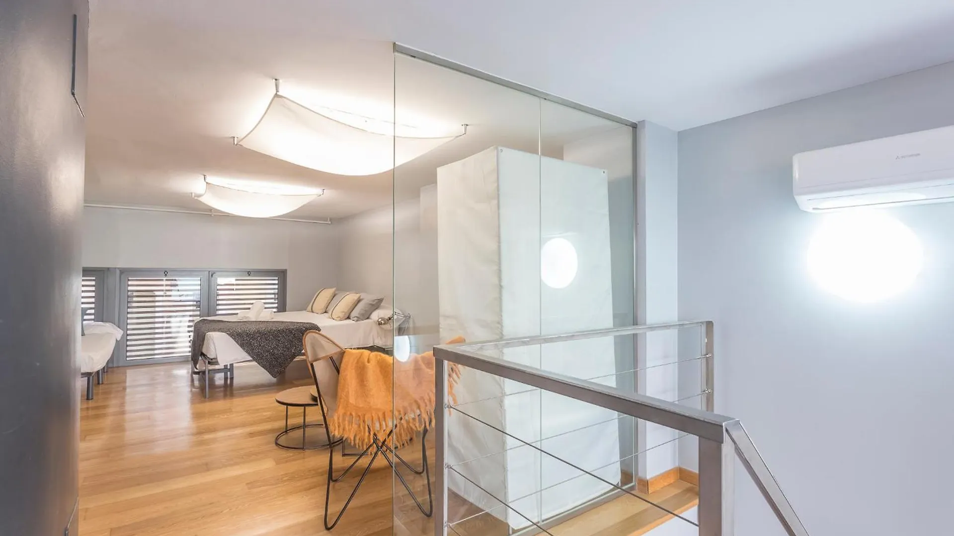 Apartment Barcelona Rentals - Gracia Pool Apartments Center スペイン
