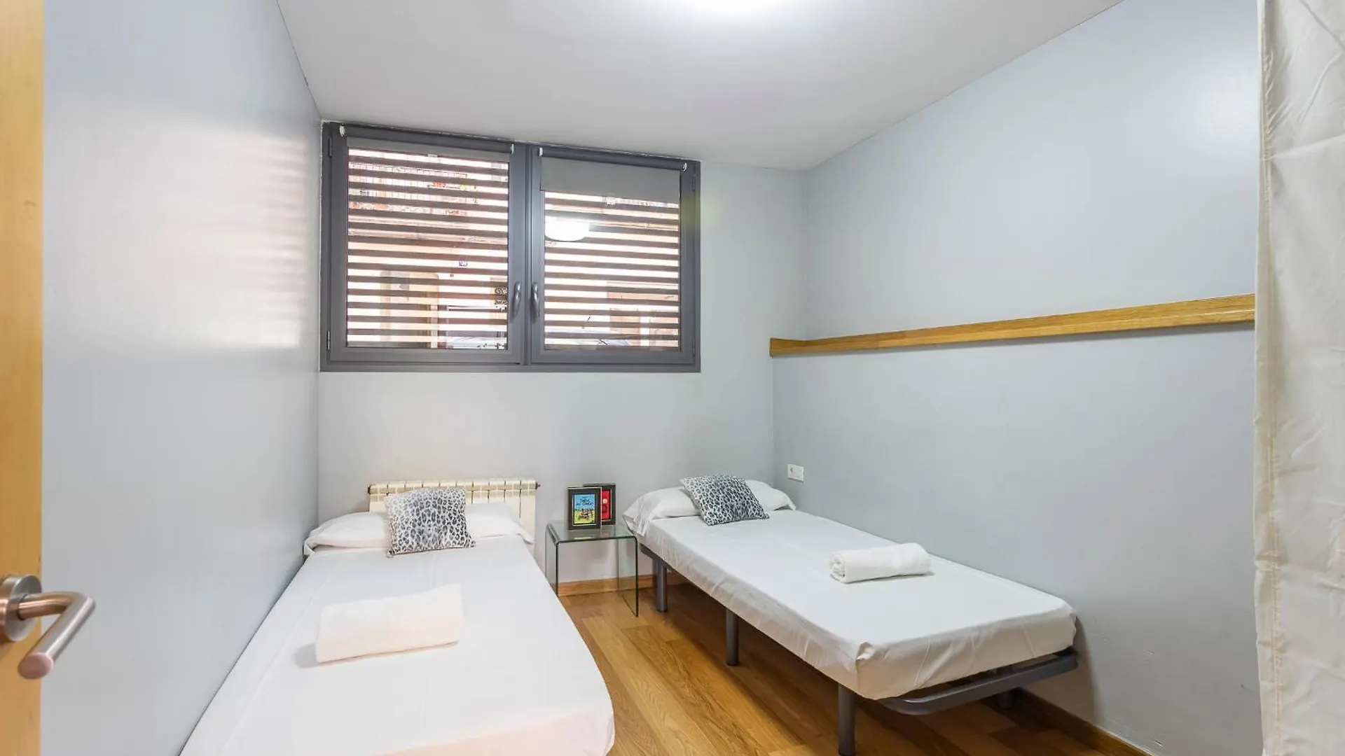 Apartment Barcelona Rentals - Gracia Pool Apartments Center