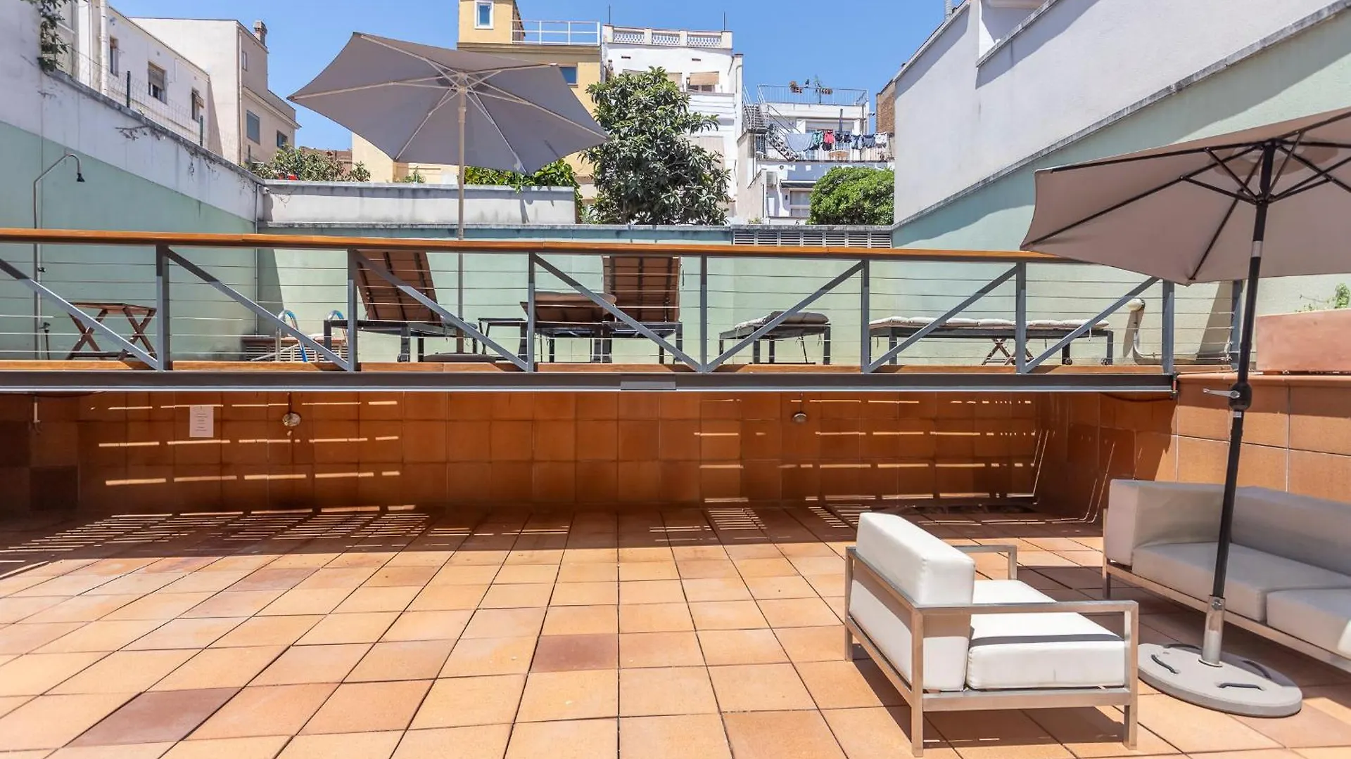 Apartment Barcelona Rentals - Gracia Pool Apartments Center