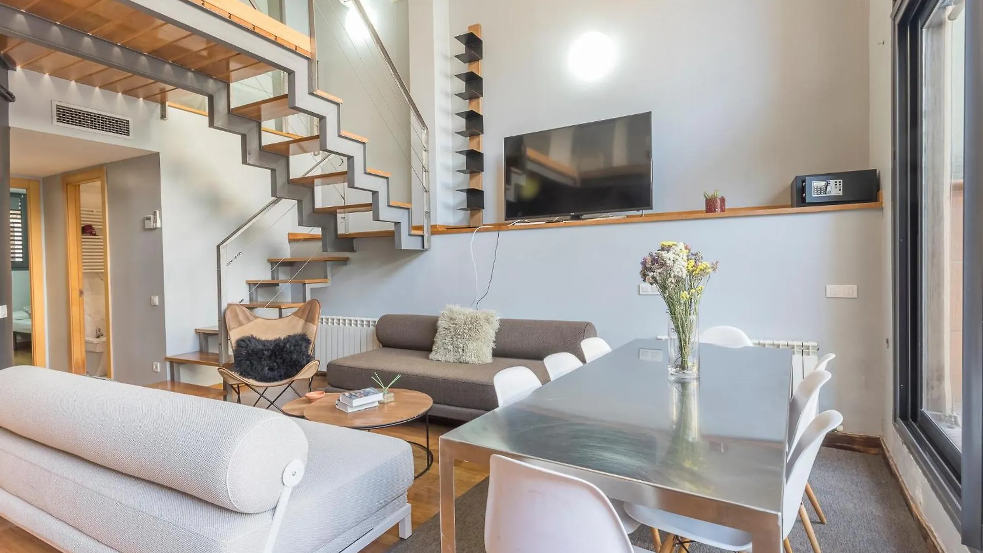Apartment Barcelona Rentals - Gracia Pool Apartments Center