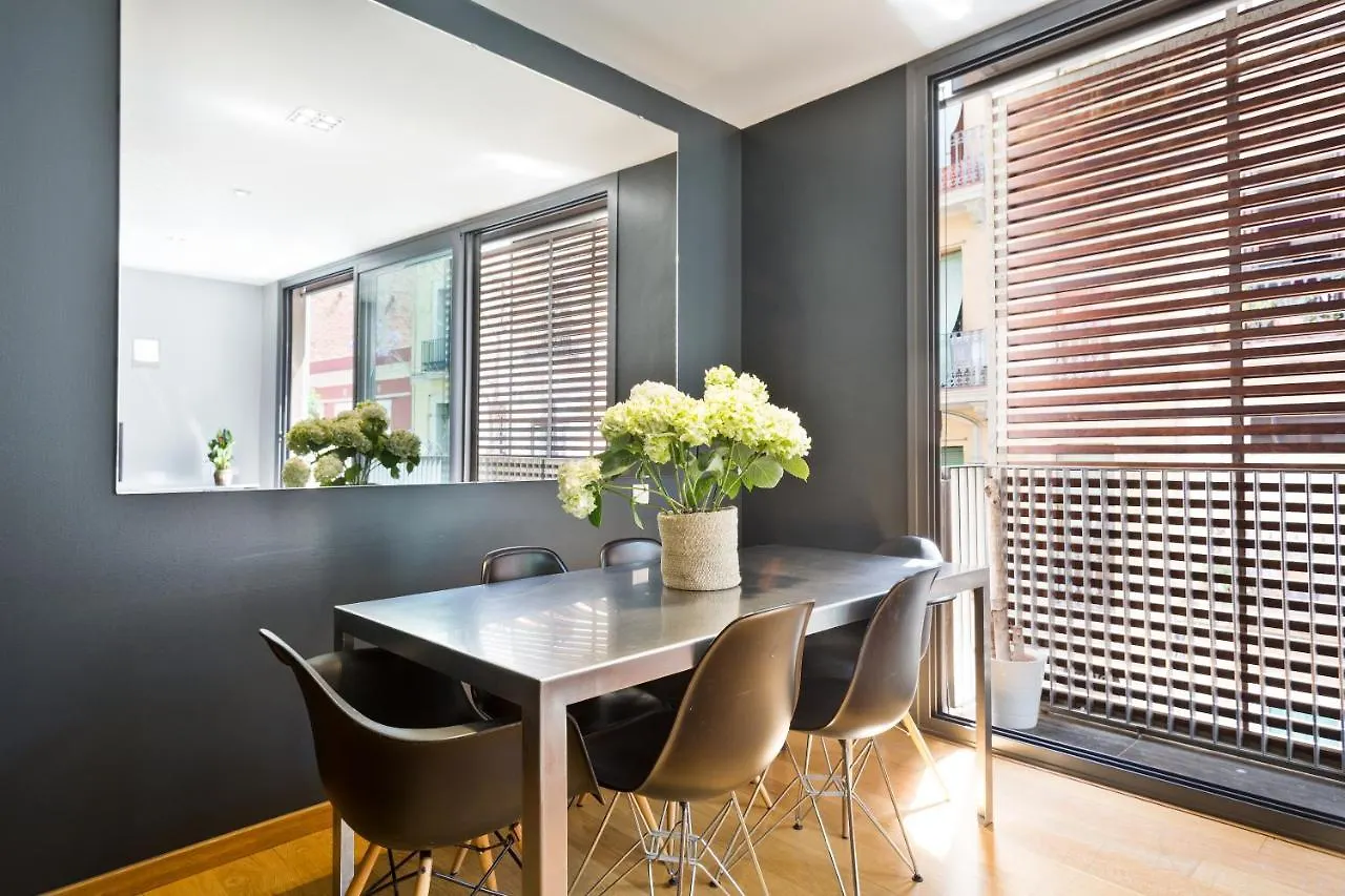 Apartment Barcelona Rentals - Gracia Pool Apartments Center