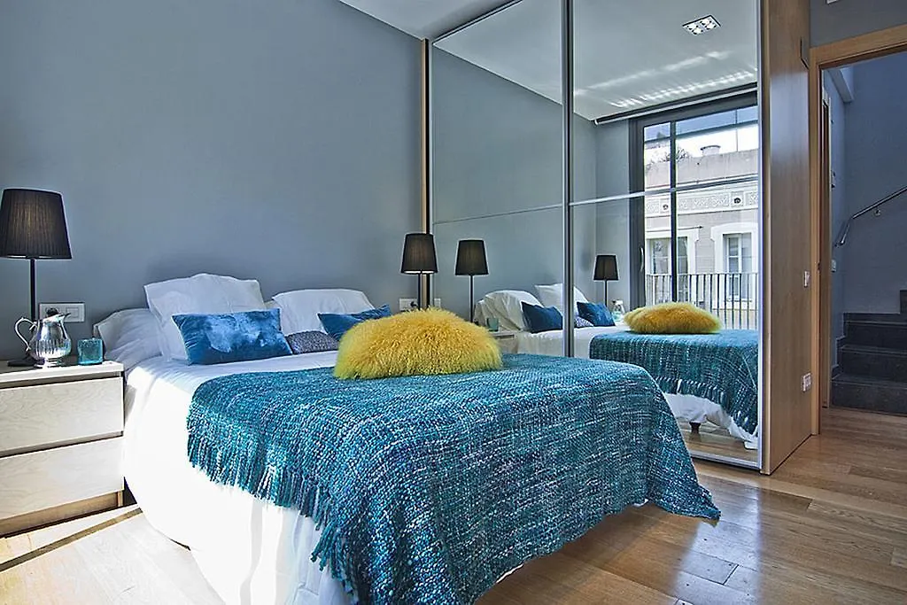 Apartment Barcelona Rentals - Gracia Pool Apartments Center Spain