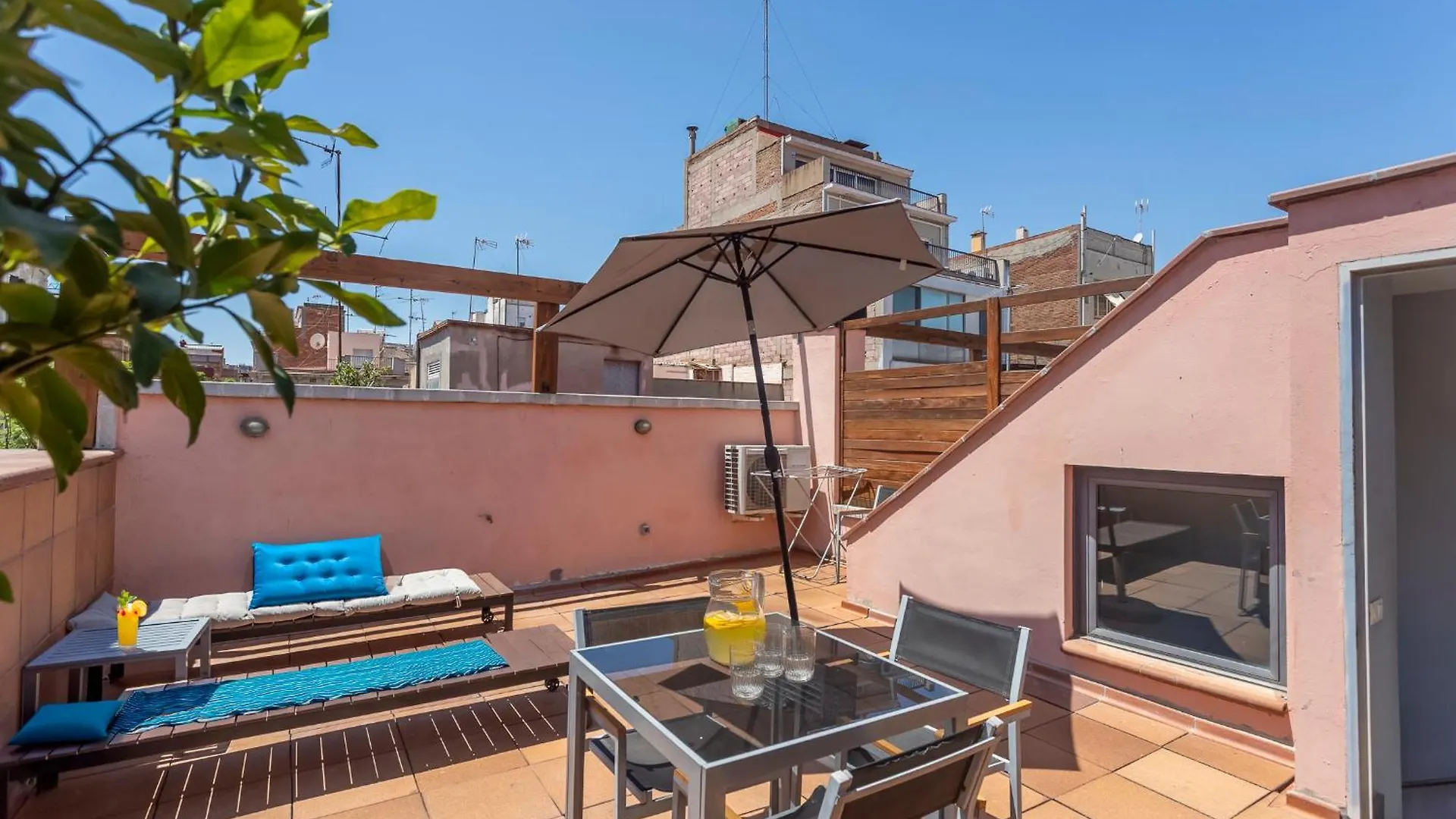 Apartment Barcelona Rentals - Gracia Pool Apartments Center