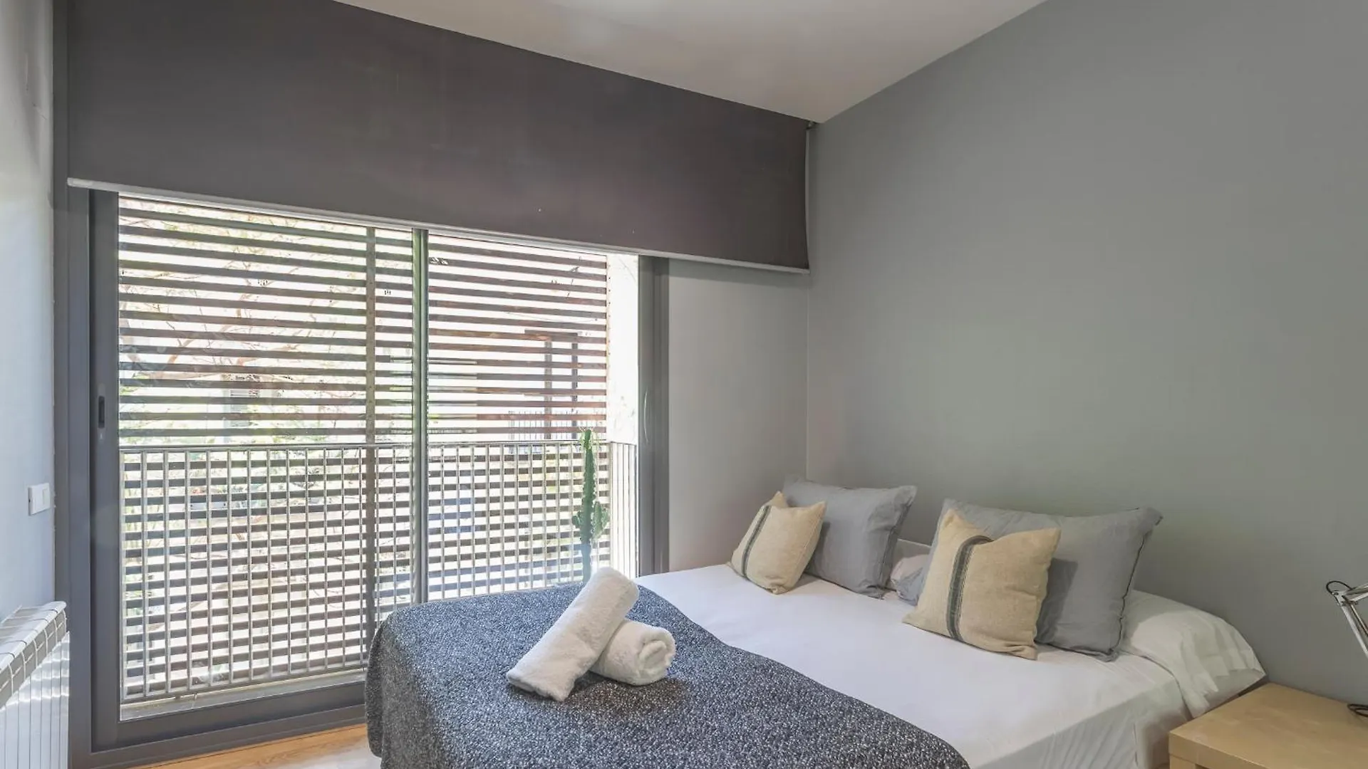 Apartment Barcelona Rentals - Gracia Pool Apartments Center 0*,  Испания