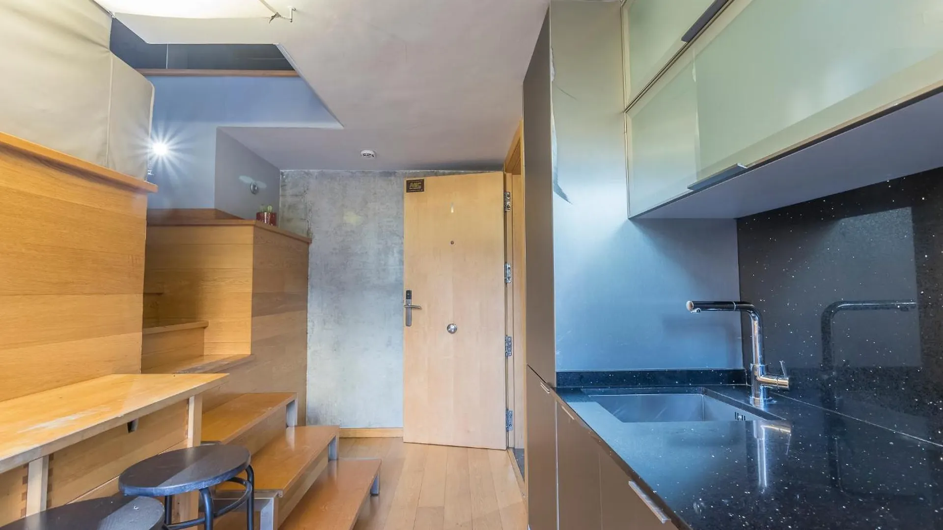 Apartment Barcelona Rentals - Gracia Pool Apartments Center