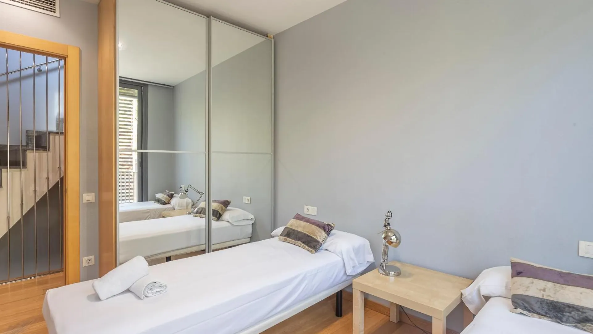 Apartment Barcelona Rentals - Gracia Pool Apartments Center 0*,  Испания
