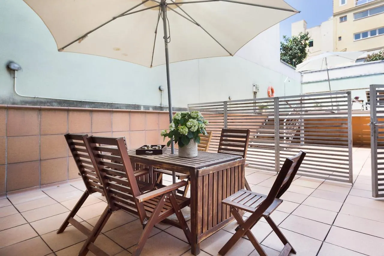 Apartment Barcelona Rentals - Gracia Pool Apartments Center Spanje