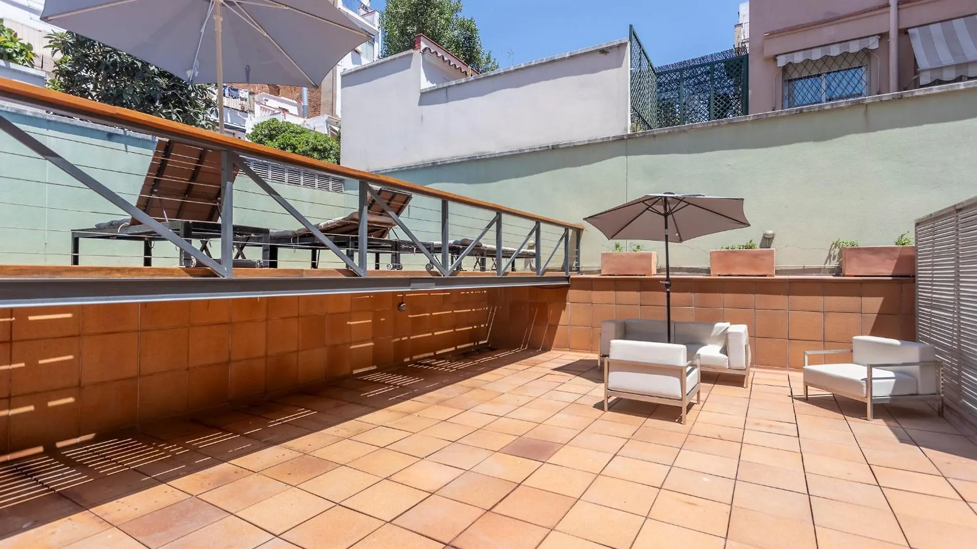 Apartment Barcelona Rentals - Gracia Pool Apartments Center