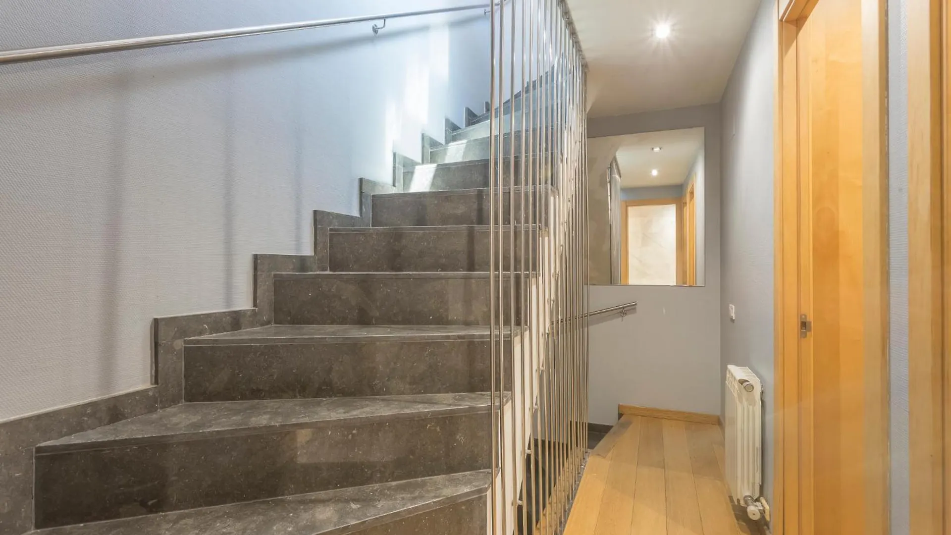 Apartment Barcelona Rentals - Gracia Pool Apartments Center