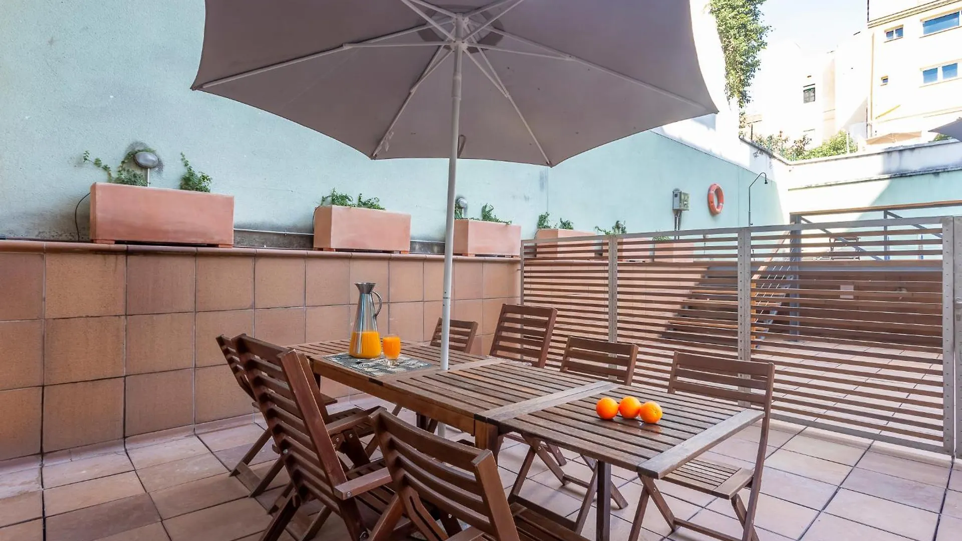 Apartment Barcelona Rentals - Gracia Pool Apartments Center